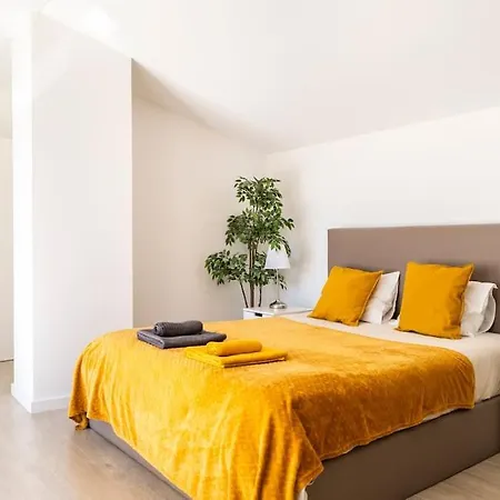 Beach, Ocean View & Bright House Ericeira