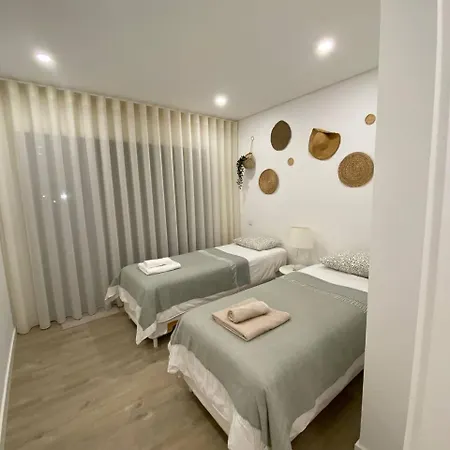 Beach, Ocean View & Bright House Villa Ericeira