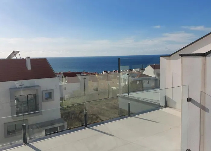 Beach, Ocean View & Bright House Villa
