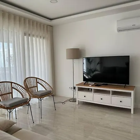 Beach, Ocean View & Bright House Villa Ericeira