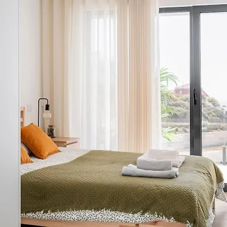 Beach, Ocean View & Bright House * Ericeira