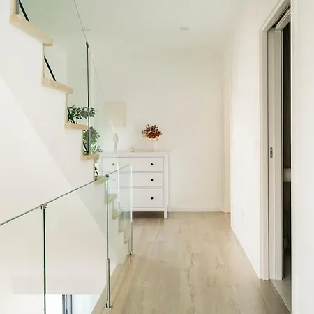 Beach, Ocean View & Bright House