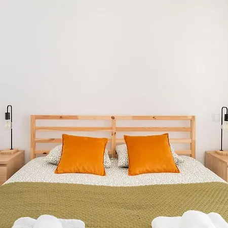 Beach, Ocean View & Bright House Ericeira