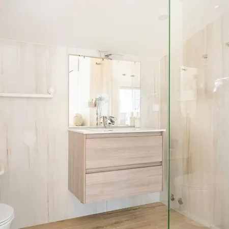 Beach, Ocean View & Bright House * Ericeira