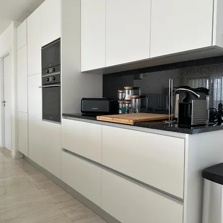 Beach, Ocean View & Bright House * Ericeira