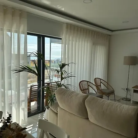 Villa Beach, Ocean View & Bright House *