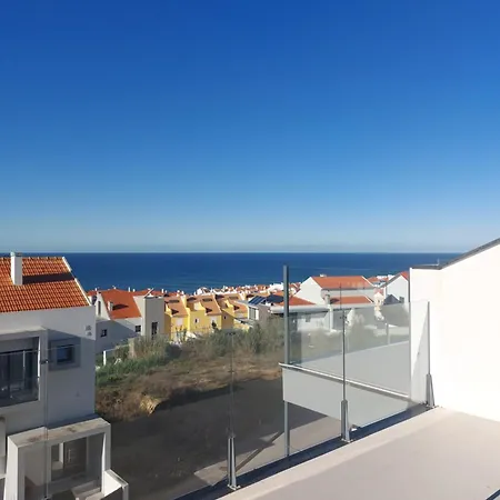 Beach, Ocean View & Bright House 에리세이라