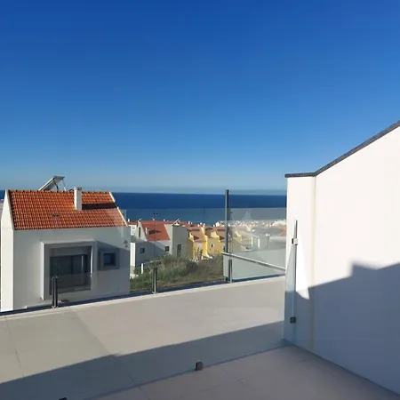 Beach, Ocean View & Bright House * 에리세이라