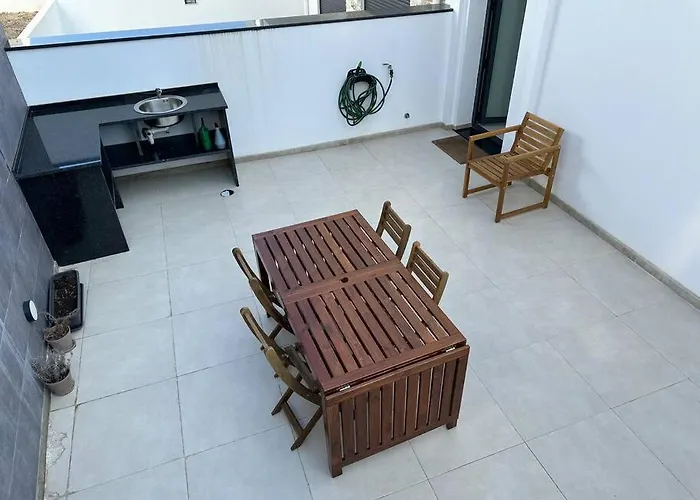 Вилла Beach, Ocean View & Bright House Эрисейра