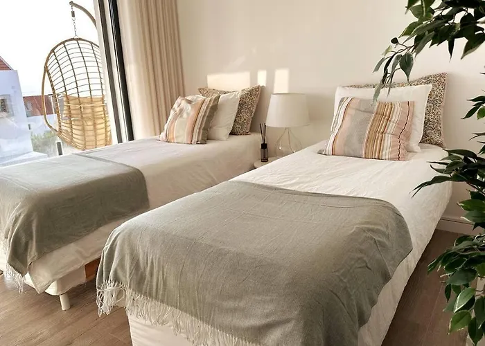 Beach, Ocean View & Bright House Вилла Эрисейра