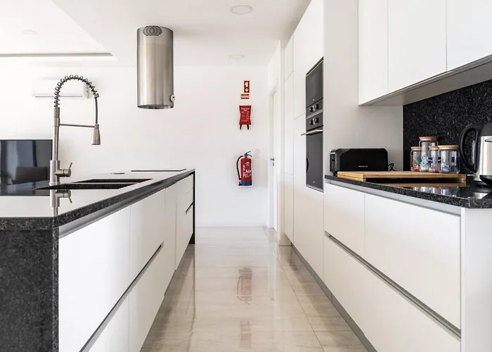 Beach, Ocean View & Bright House Вилла *