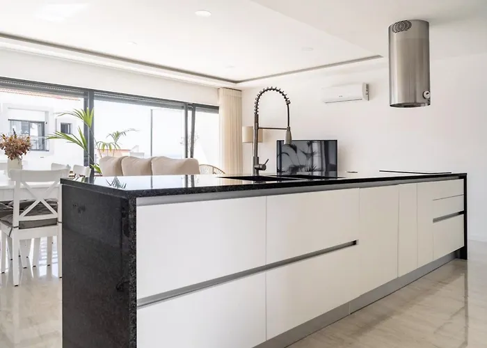 Beach, Ocean View & Bright House Вилла Эрисейра