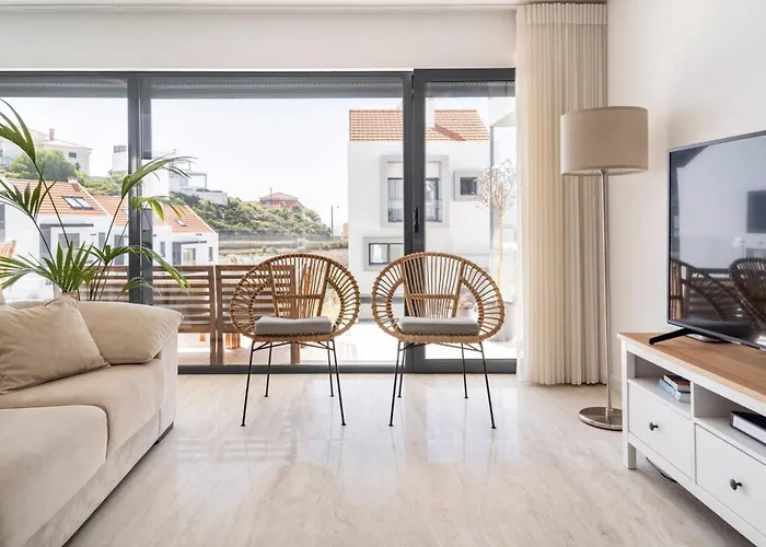 Beach, Ocean View & Bright House Вилла Эрисейра